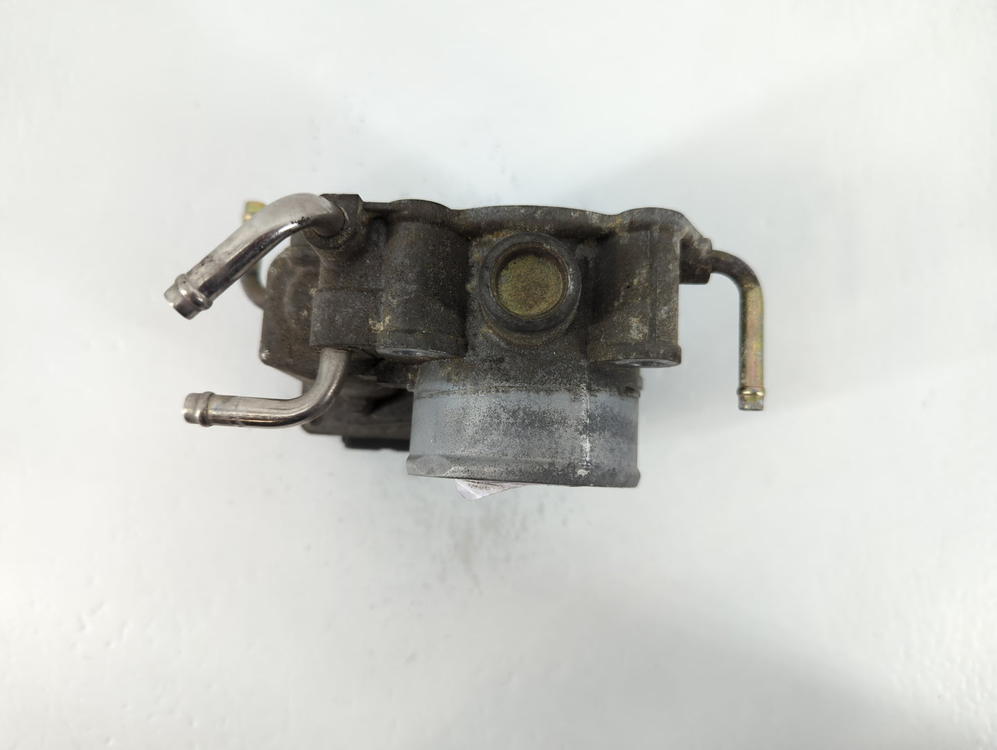 2005-2008 Honda Pilot Throttle Body P/N:22030-28060 Fits Fits 2005 2006 2007 2008 OEM Used Auto Parts - Oemusedautoparts1.co