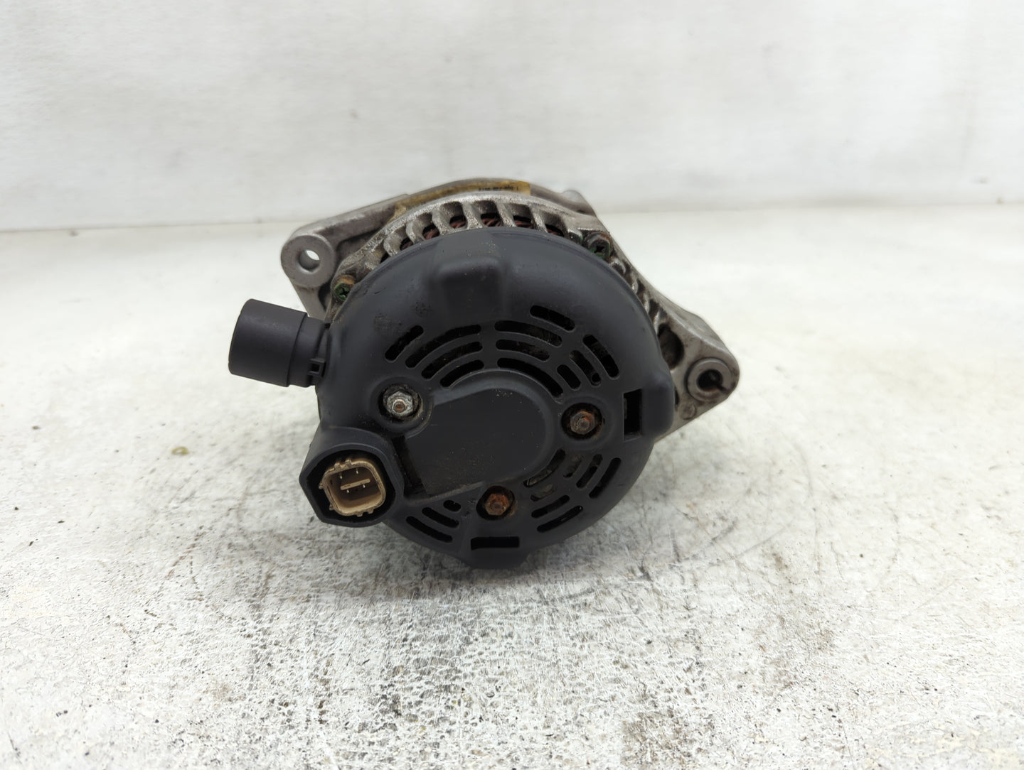 2006-2008 Honda Ridgeline Alternator Replacement Generator Charging Assembly Engine OEM P/N:11150A Fits OEM Used Auto Parts 