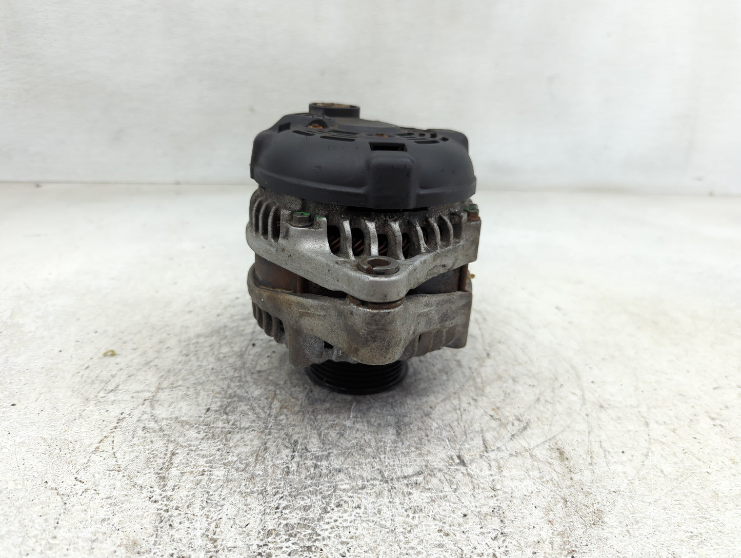 2006-2008 Honda Ridgeline Alternator Replacement Generator Charging Assembly Engine OEM P/N:11150A Fits OEM Used Auto Parts 