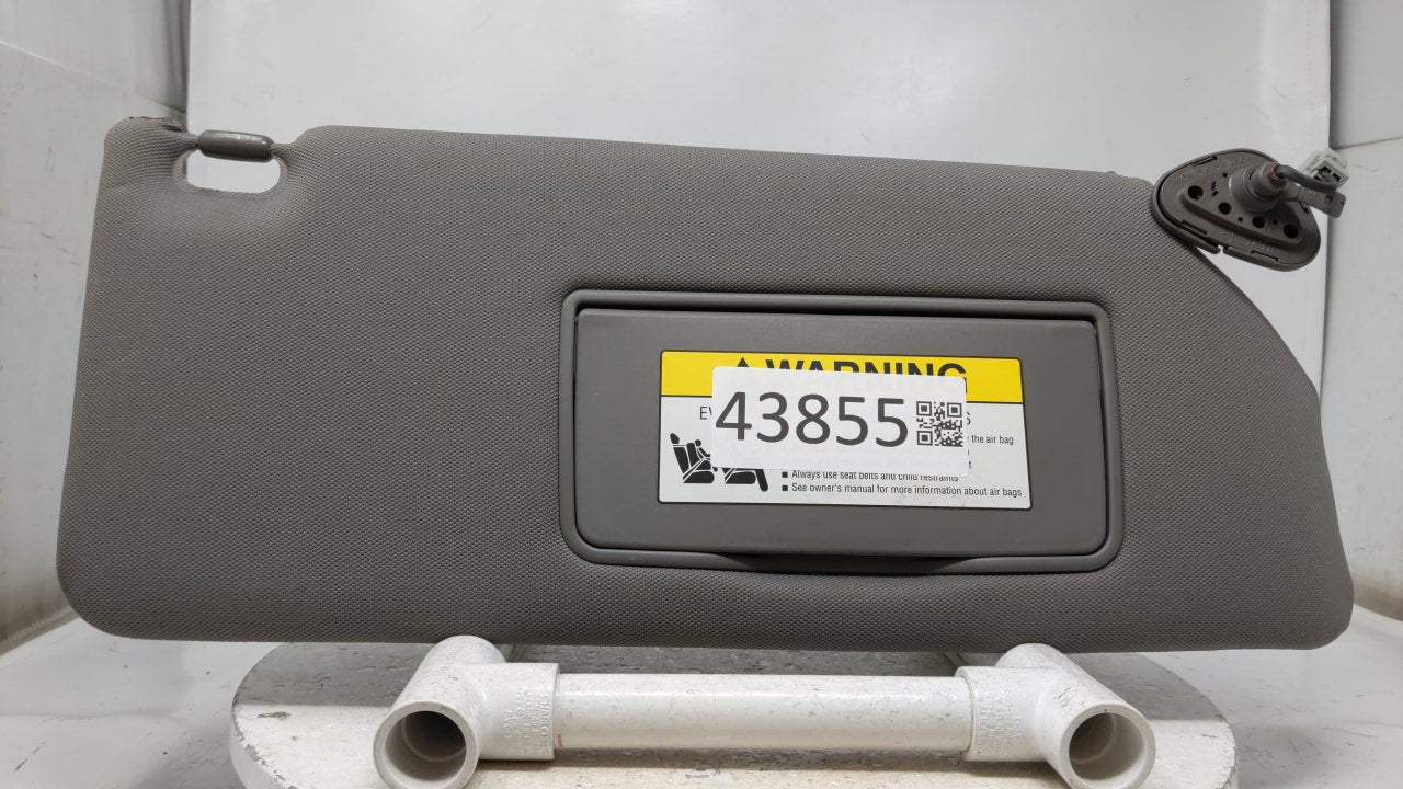 2006 Honda Ridgeline Sun Visor Shade Replacement Passenger Right Mirror Fits OEM Used Auto Parts - Oemusedautoparts1.com