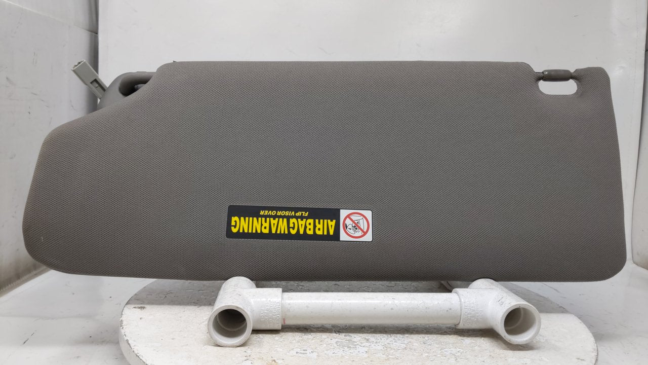 2006 Honda Ridgeline Sun Visor Shade Replacement Passenger Right Mirror Fits OEM Used Auto Parts - Oemusedautoparts1.com