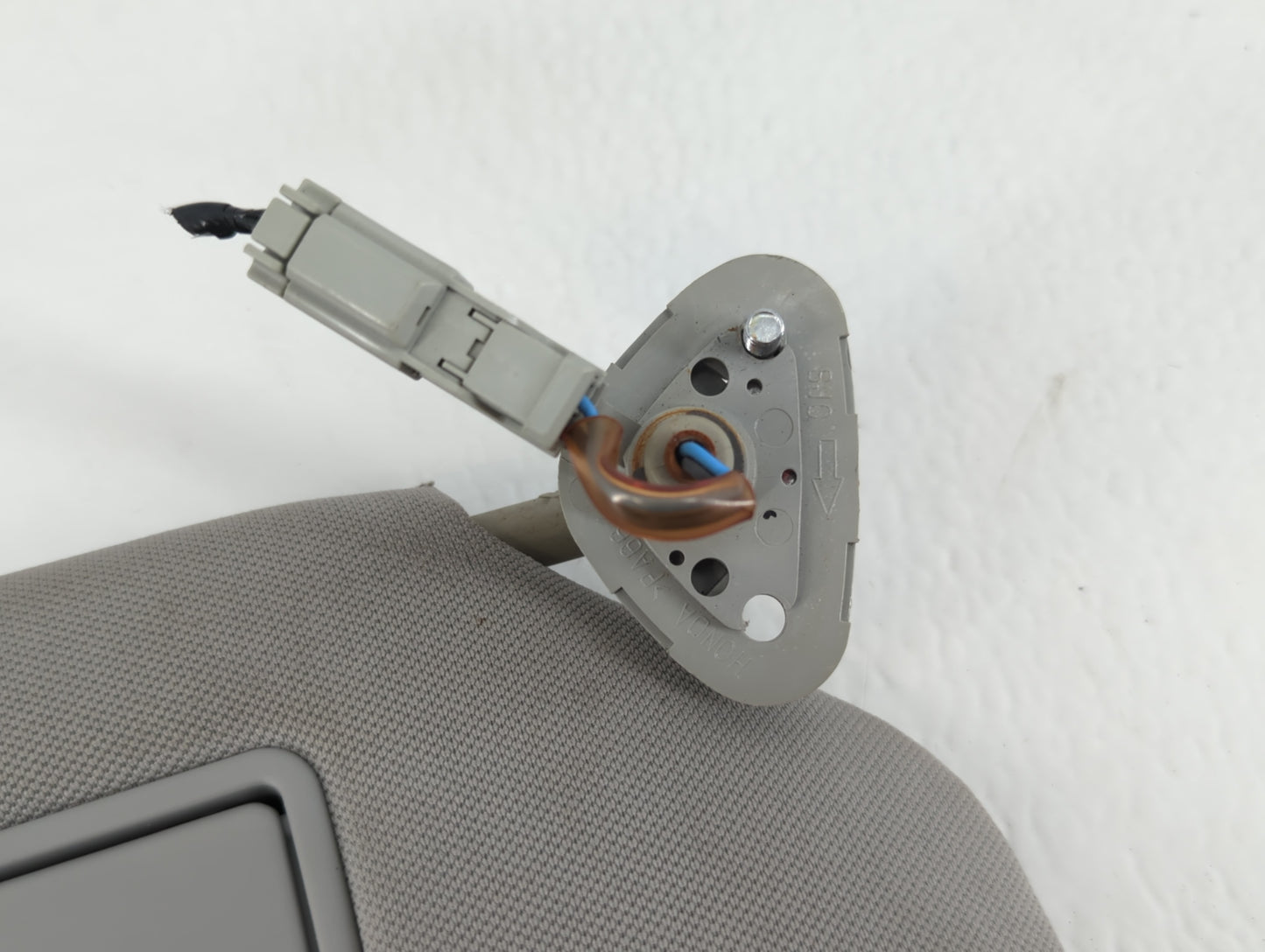 2006 Honda Ridgeline Sun Visor Shade Replacement Passenger Right Mirror Fits OEM Used Auto Parts - Oemusedautoparts1.com