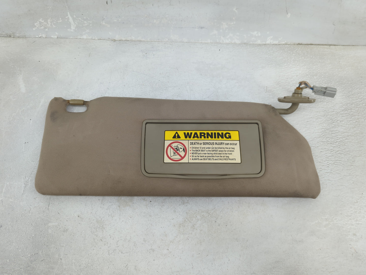 2006 Honda Ridgeline Sun Visor Shade Replacement Passenger Right Mirror Fits OEM Used Auto Parts - Oemusedautoparts1.com