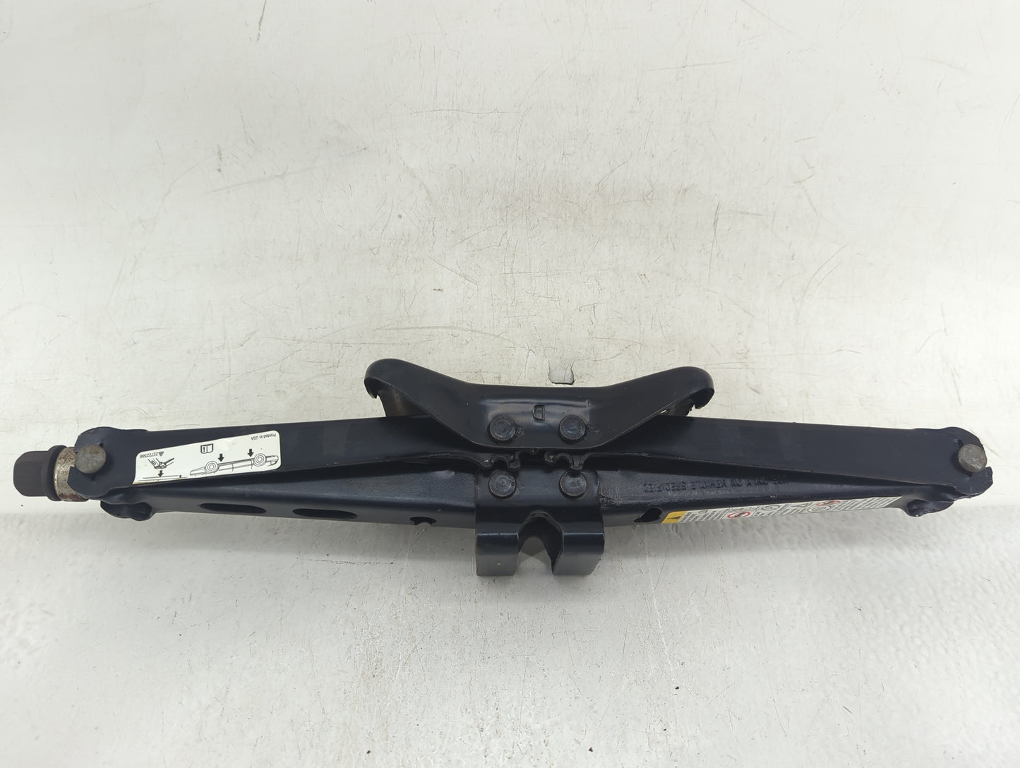 2006 Hummer H2 Spare Scissor Car Jack - Oemusedautoparts1.com