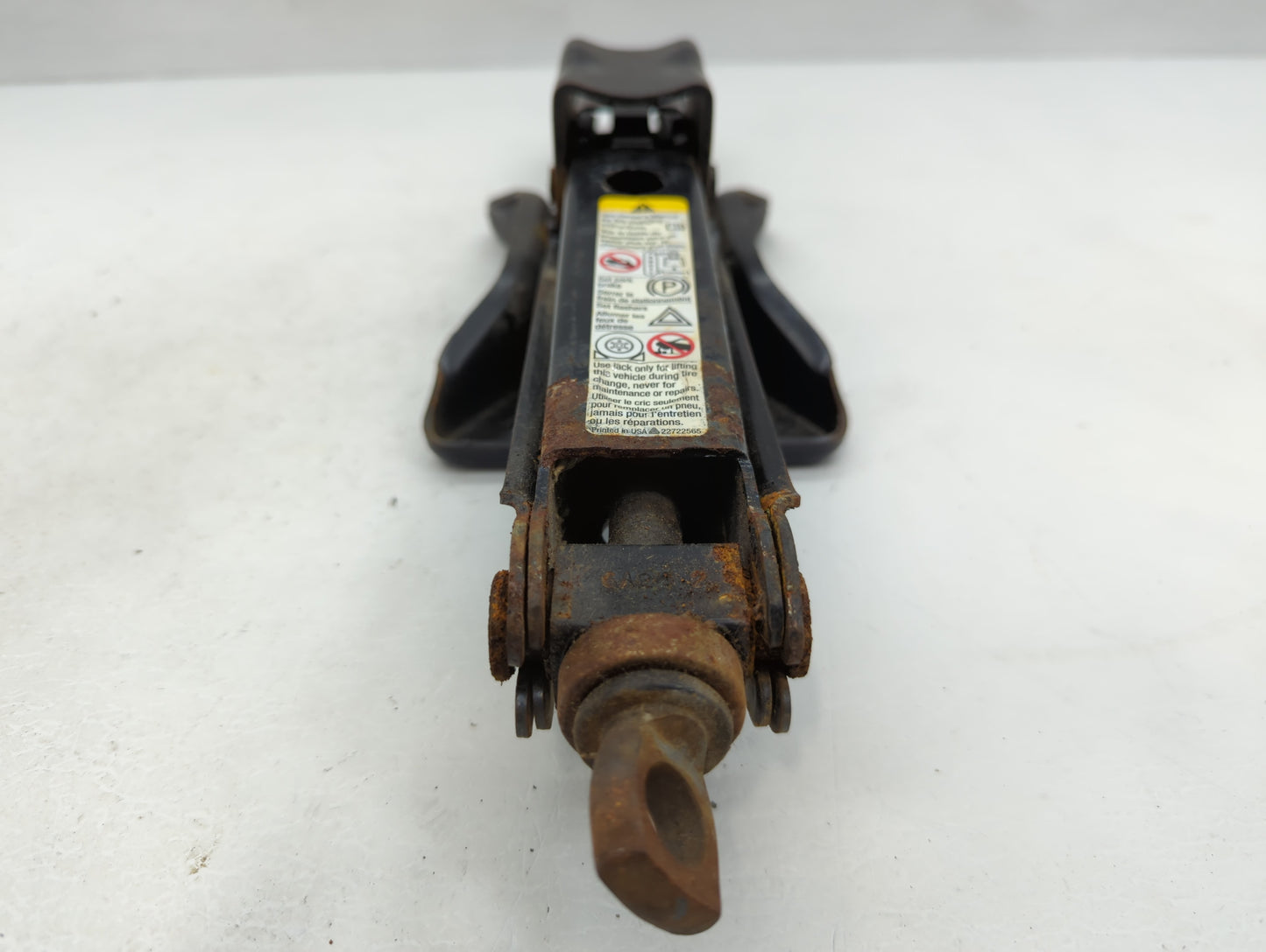 2006 Hummer H3 Spare Scissor Car Jack 1035637 - Oemusedautoparts1.com