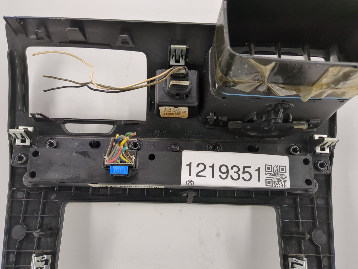 2006 Hummer H3 Climate Control Module Temperature AC/Heater Replacement P/N:15789898 Fits OEM Used Auto Parts - Oemusedautop