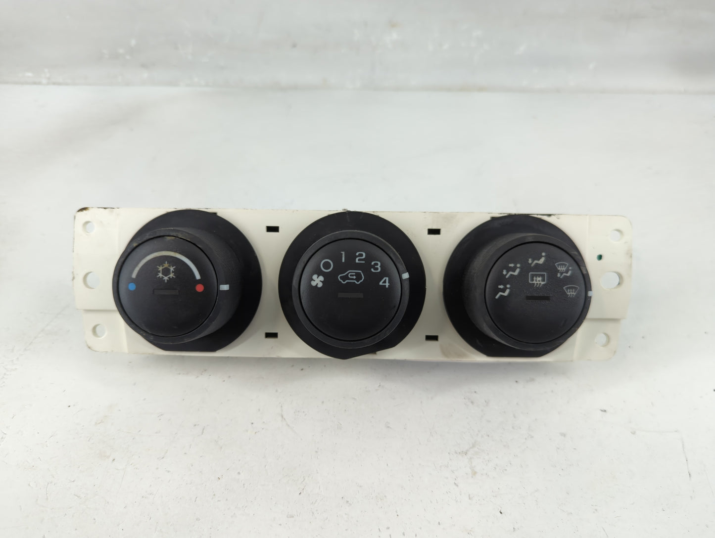 2006 Hummer H3 Climate Control Module Temperature AC/Heater Replacement P/N:25814719 15789898 Fits OEM Used Auto Parts - Oem
