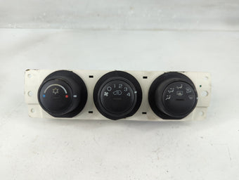 compare product 2006 Hummer H3 Climate Control Module Temperature AC/Heater Replacement P/N:25814719 15789898 Fits OEM Used Auto Parts