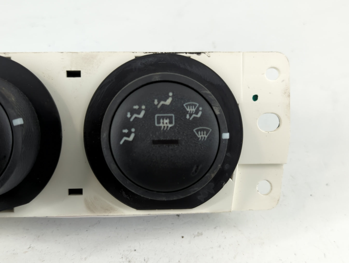 2006 Hummer H3 Climate Control Module Temperature AC/Heater Replacement P/N:25814719 15789898 Fits OEM Used Auto Parts - Oem
