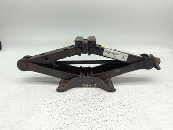compare product 2006 Hummer H3 Spare Scissor Car Jack 1415618