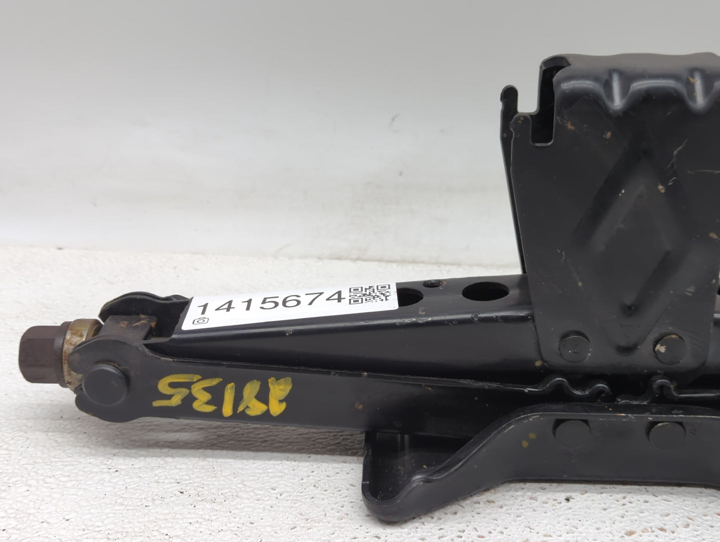 2006 Hummer H3 Spare Scissor Car Jack - Oemusedautoparts1.com