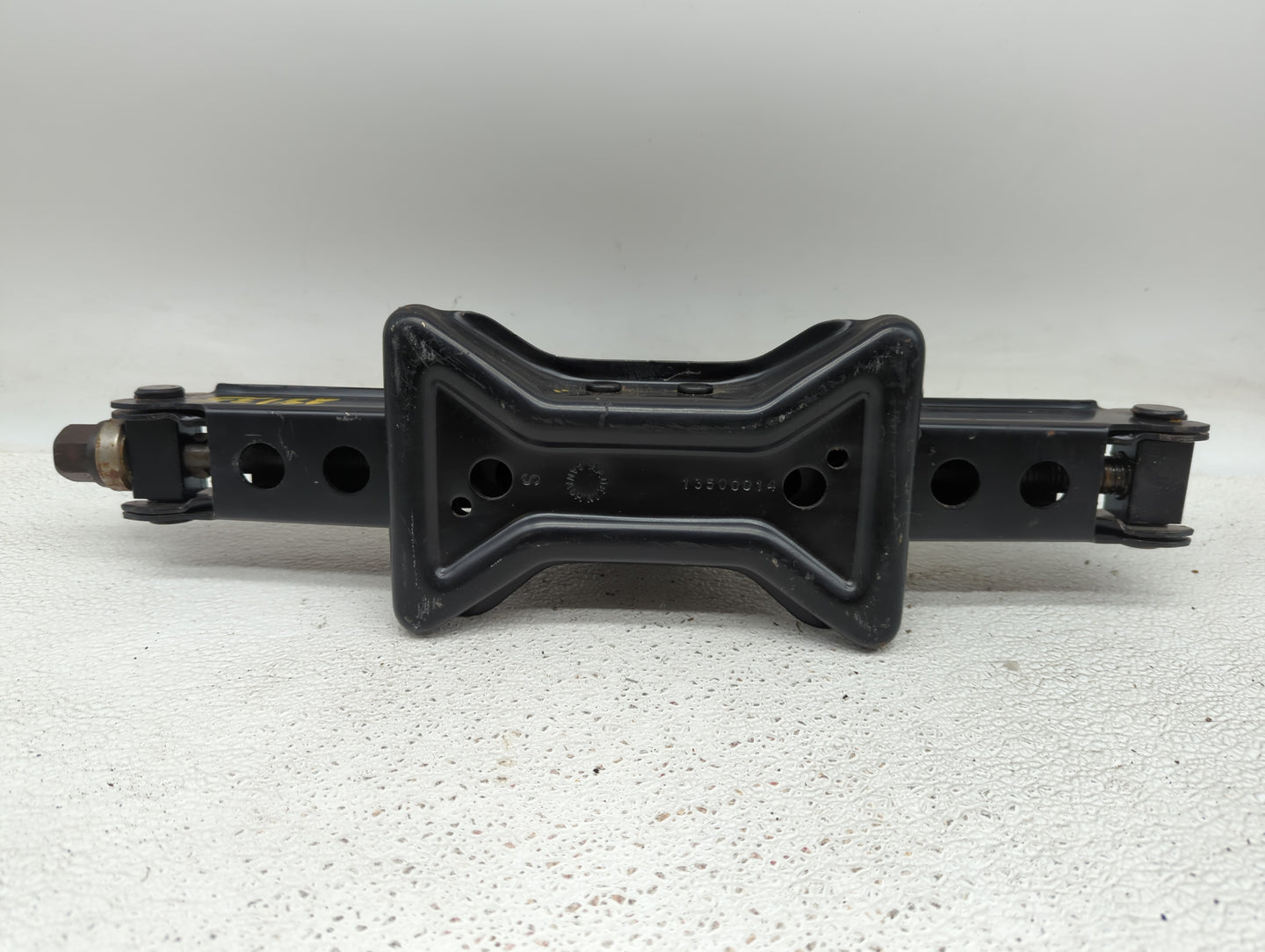 2006 Hummer H3 Spare Scissor Car Jack - Oemusedautoparts1.com