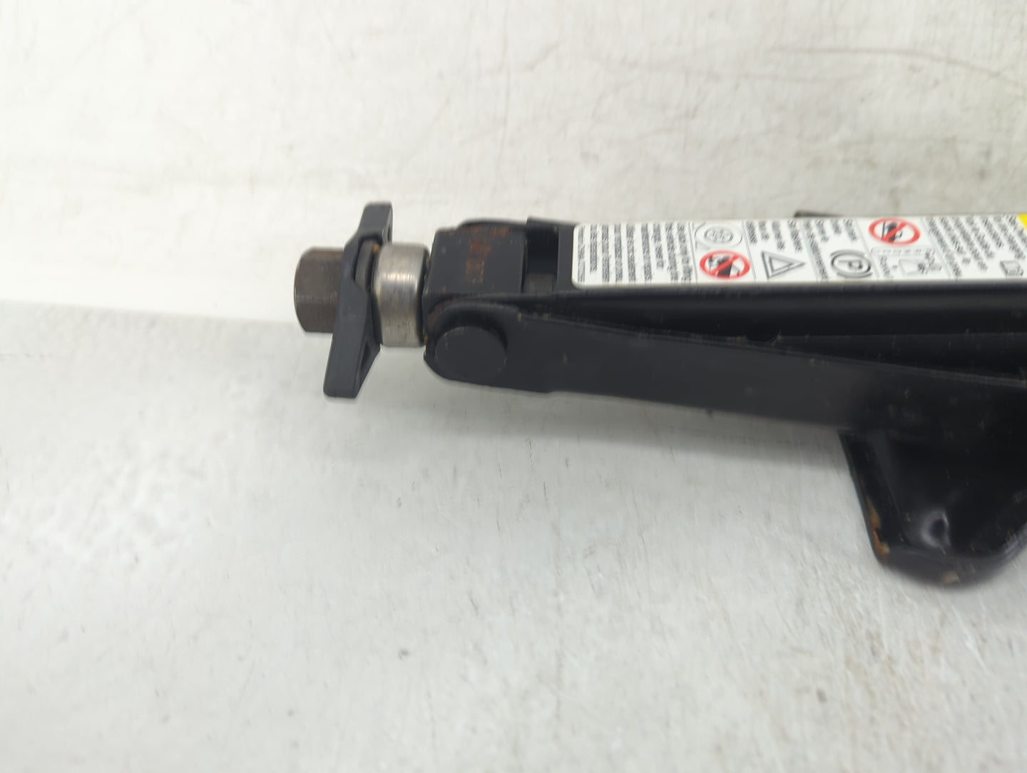 2006 Hummer H3 Spare Scissor Car Jack - Oemusedautoparts1.com