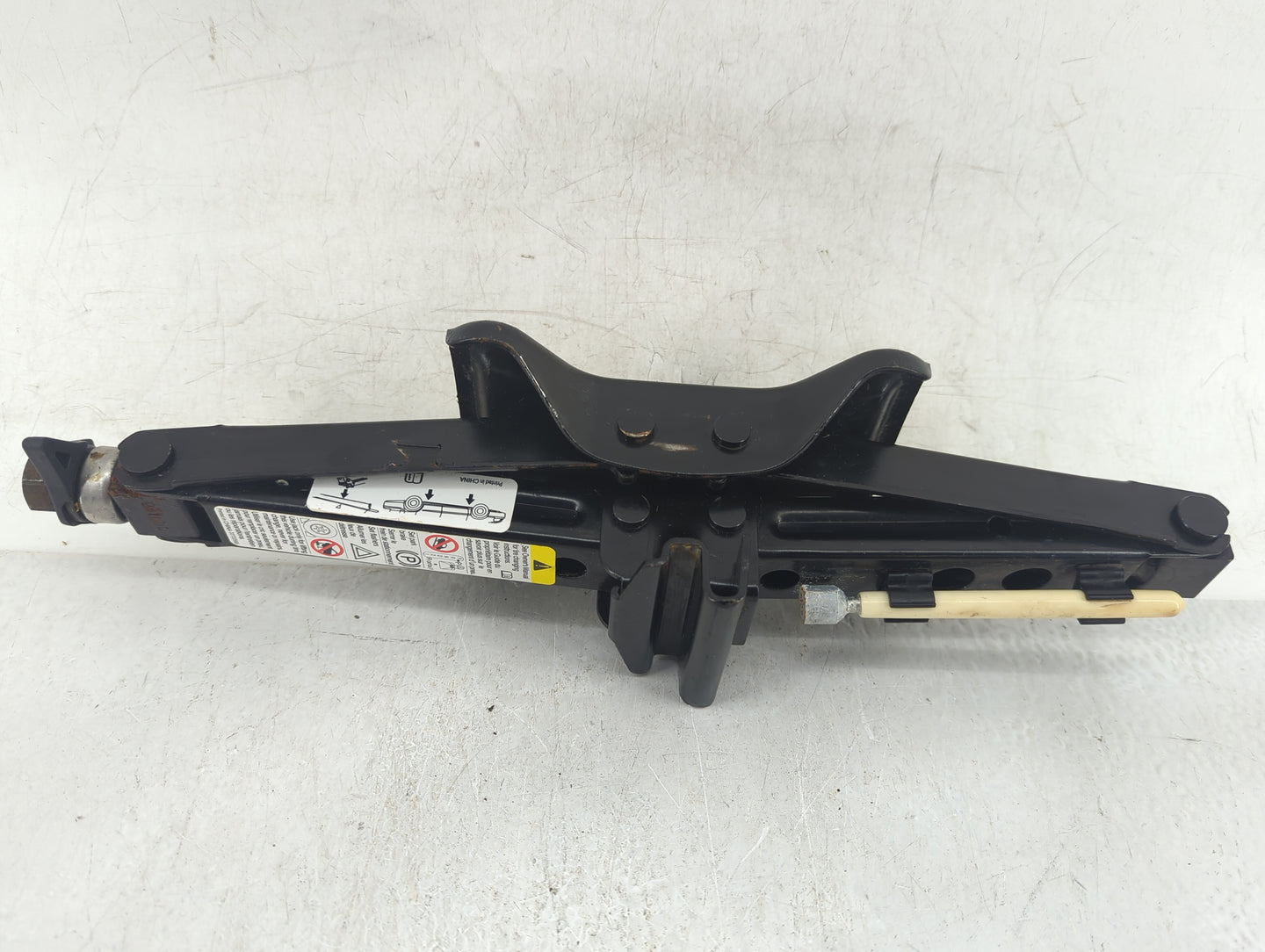 2006 Hummer H3 Spare Scissor Car Jack - Oemusedautoparts1.com