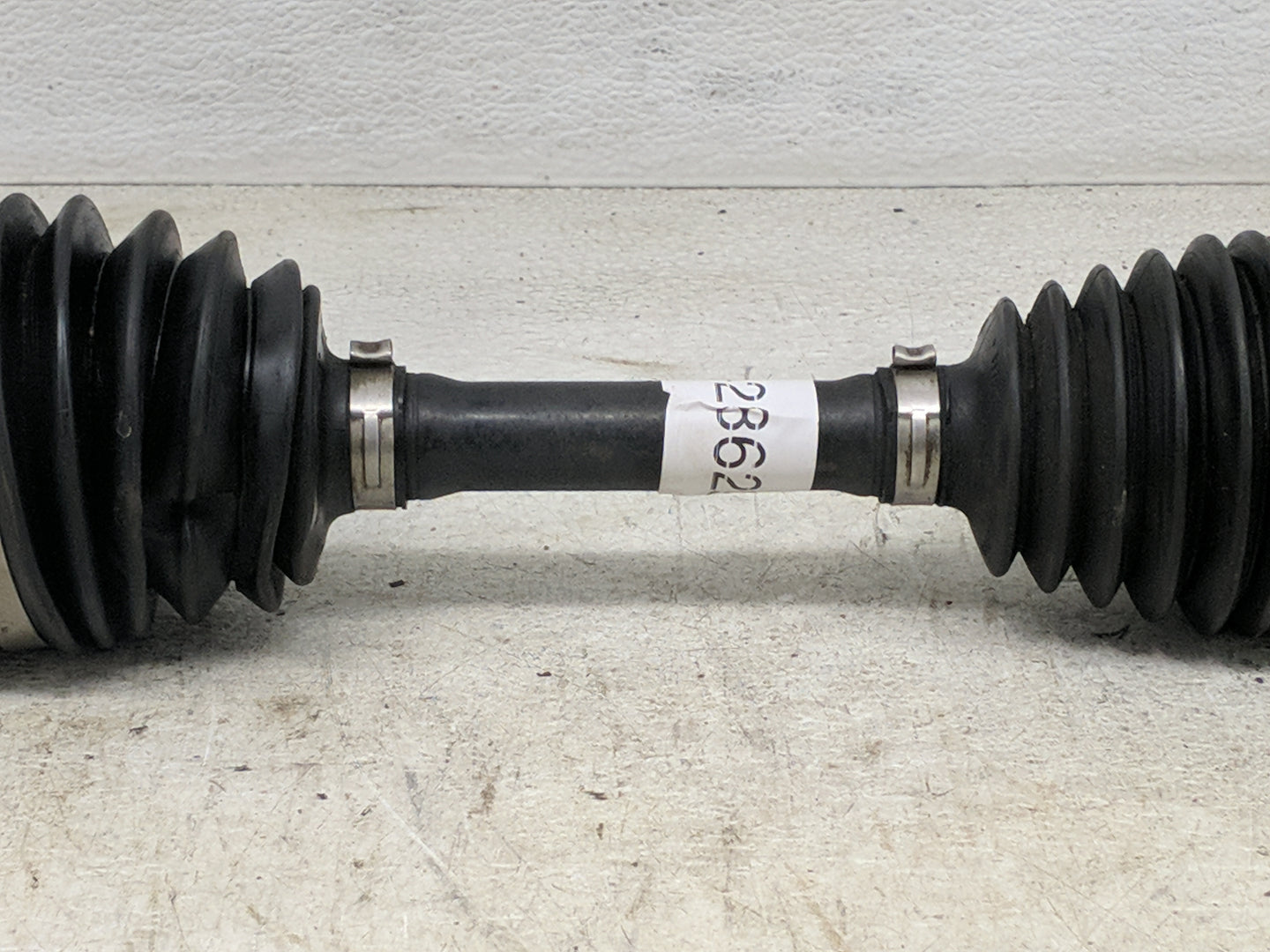 2006 Hummer H3 Axle Shaft Front Driver Cv C/v - Oemusedautoparts1.com