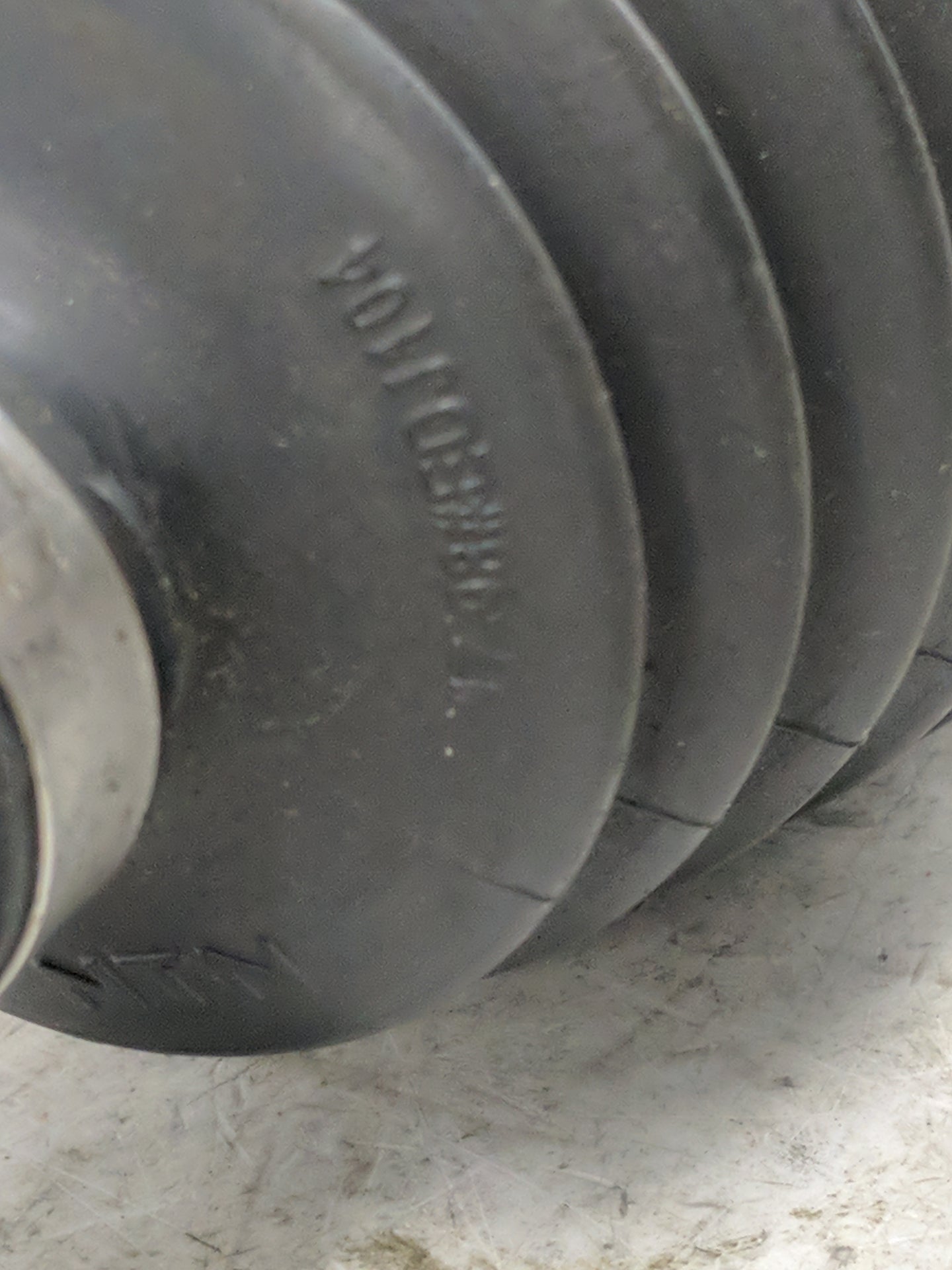 2006 Hummer H3 Axle Shaft Front Driver Cv C/v - Oemusedautoparts1.com