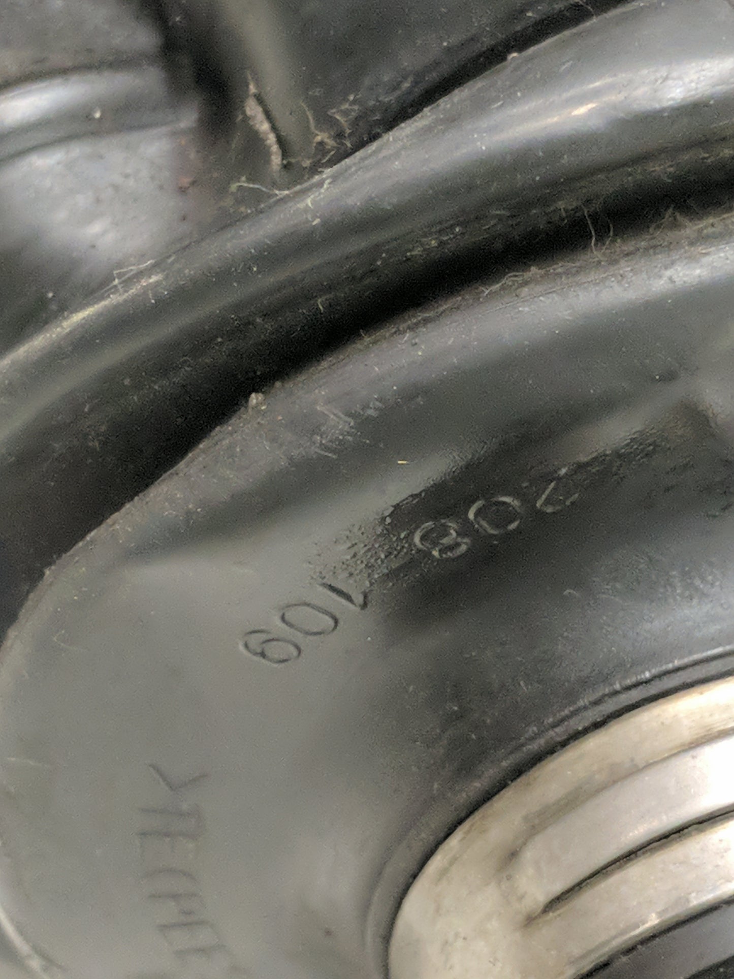 2006 Hummer H3 Axle Shaft Front Driver Cv C/v - Oemusedautoparts1.com