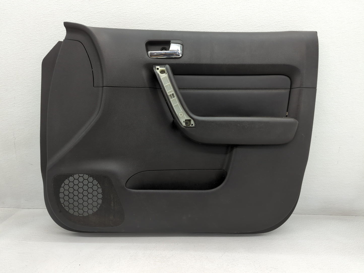 2006 Hummer H3 Front Right Passenger Interior Door Panel Trim - Oemusedautoparts1.com