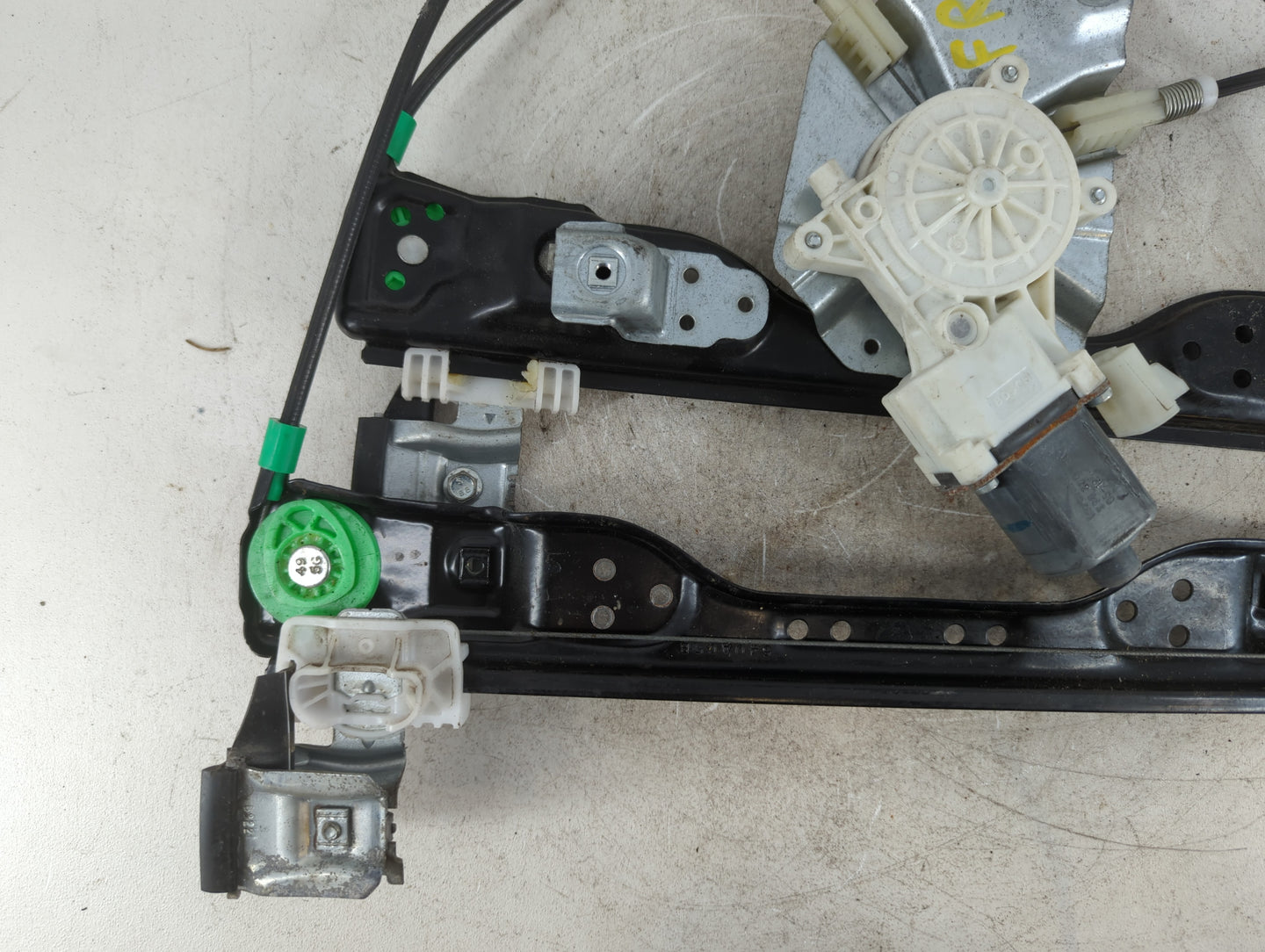 2006 Hummer H3 Window Regulator Passenger Front - Oemusedautoparts1.com