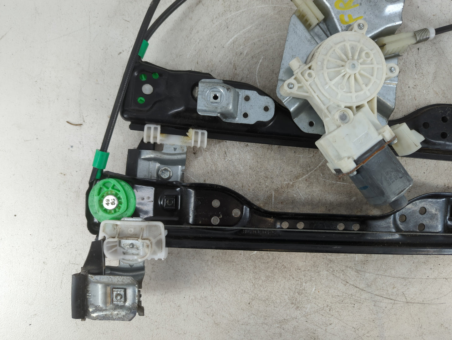 2006 Hummer H3 Window Regulator Passenger Front - Oemusedautoparts1.com