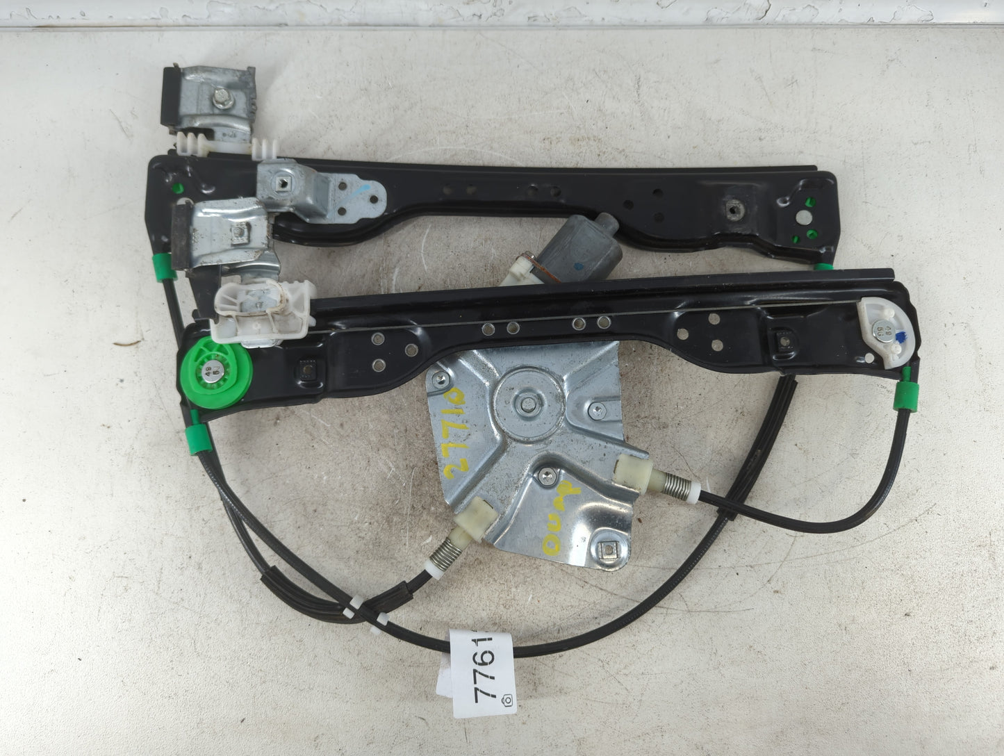 2006 Hummer H3 Window Regulator Passenger Front - Oemusedautoparts1.com