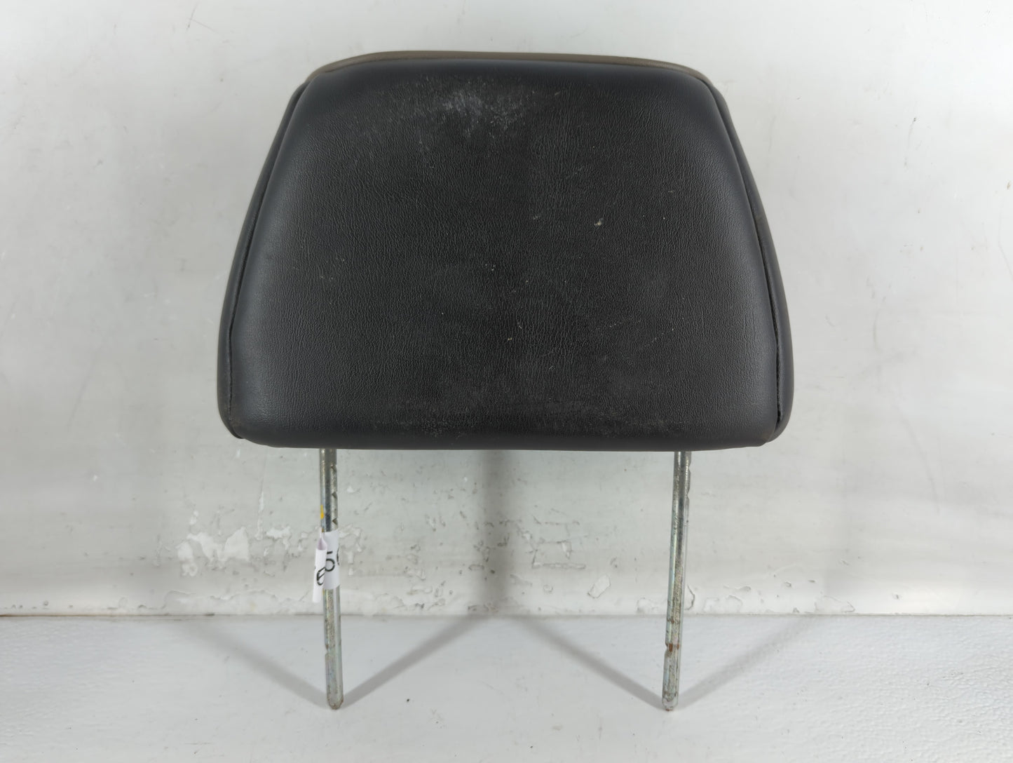 2006 Hummer H3 Headrest Head Rest Front Driver Passenger Seat Fits OEM Used Auto Parts - Oemusedautoparts1.com