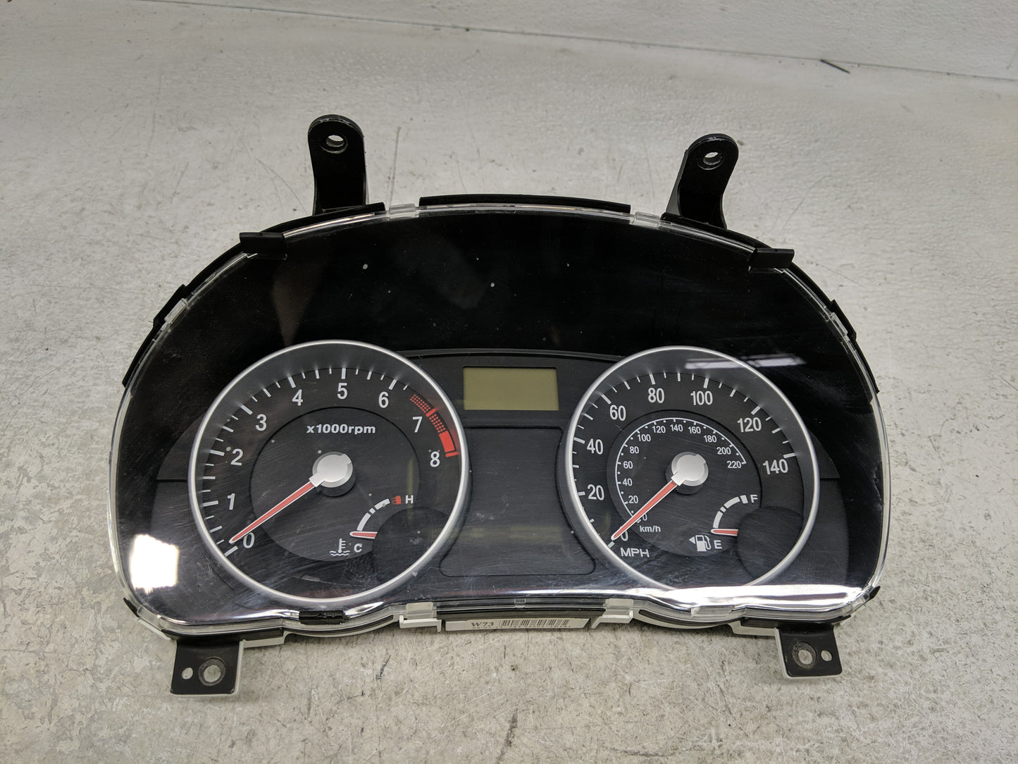 2006-2008 Hyundai Accent Instrument Cluster Speedometer Gauges P/N:94001-1E181 Fits Fits 2006 2007 2008 OEM Used Auto Parts 