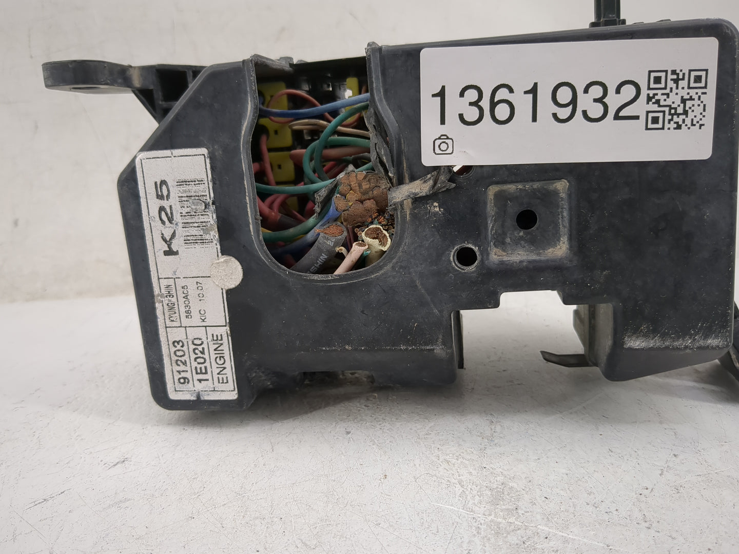2006-2011 Hyundai Accent Fusebox Fuse Box Panel Relay Module P/N:91203 1E020 Fits Fits 2006 2007 2008 2009 2010 2011 OEM Use
