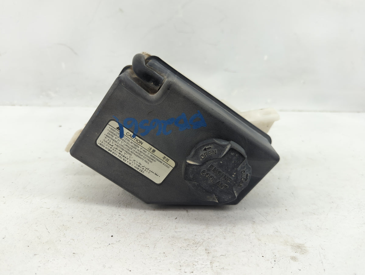 2006-2011 Hyundai Accent Radiator Coolant Overflow Expansion Tank Bottle 1367120 - Oemusedautoparts1.com