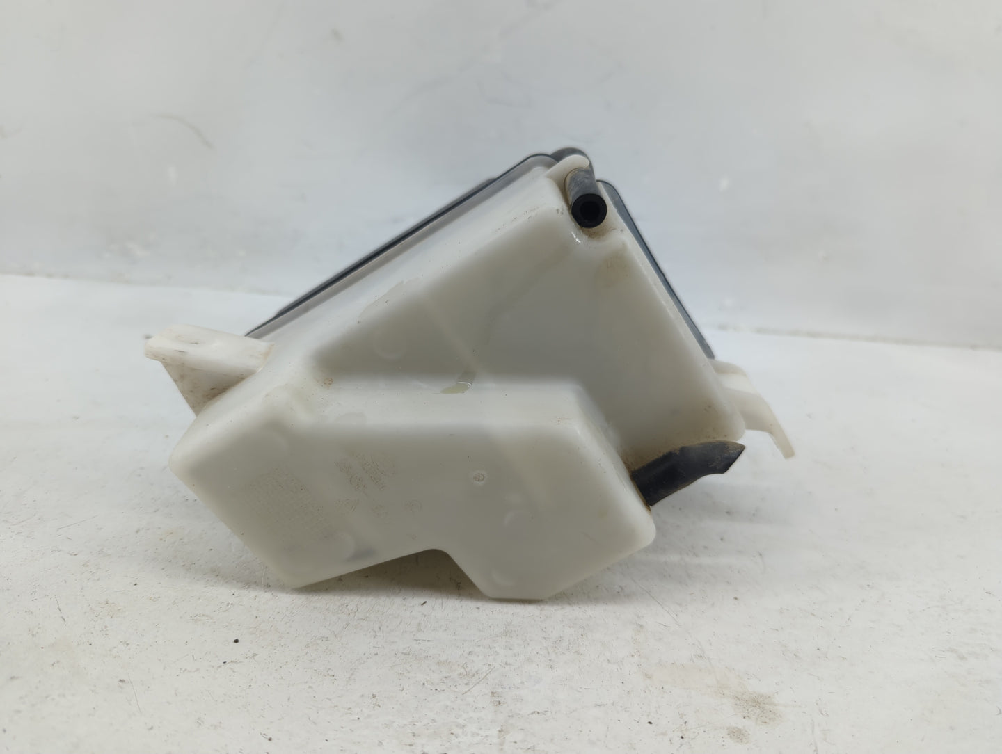 2006-2011 Hyundai Accent Radiator Coolant Overflow Expansion Tank Bottle - Oemusedautoparts1.com