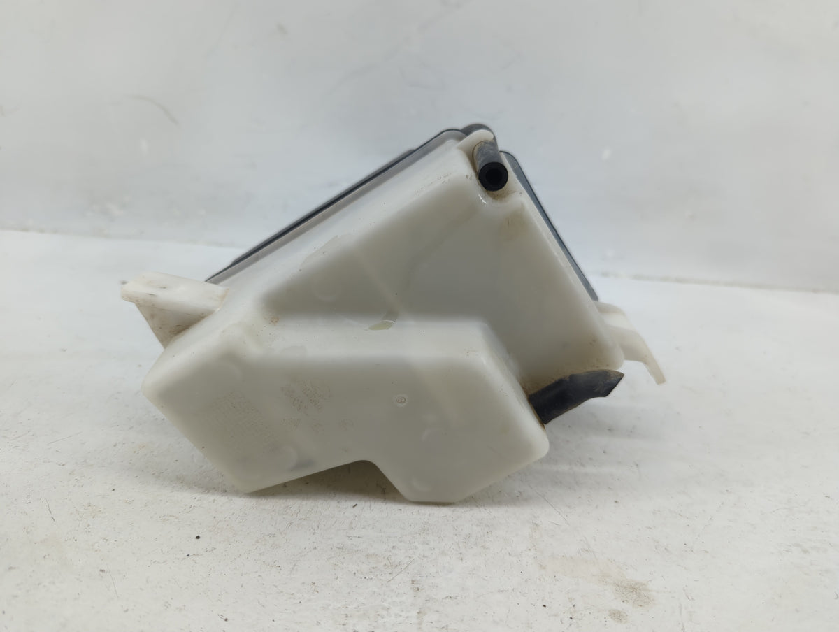2006-2011 Hyundai Accent Radiator Coolant Overflow Expansion Tank Bottle 1367120 - Oemusedautoparts1.com