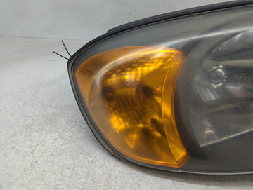 2006-2011 Hyundai Accent Passenger Right Oem Head Light Headlight Lamp