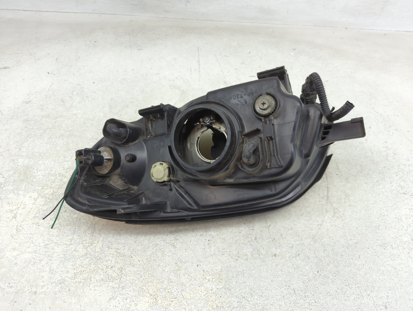 2006-2011 Hyundai Accent Passenger Right Oem Head Light Headlight Lamp - Oemusedautoparts1.com