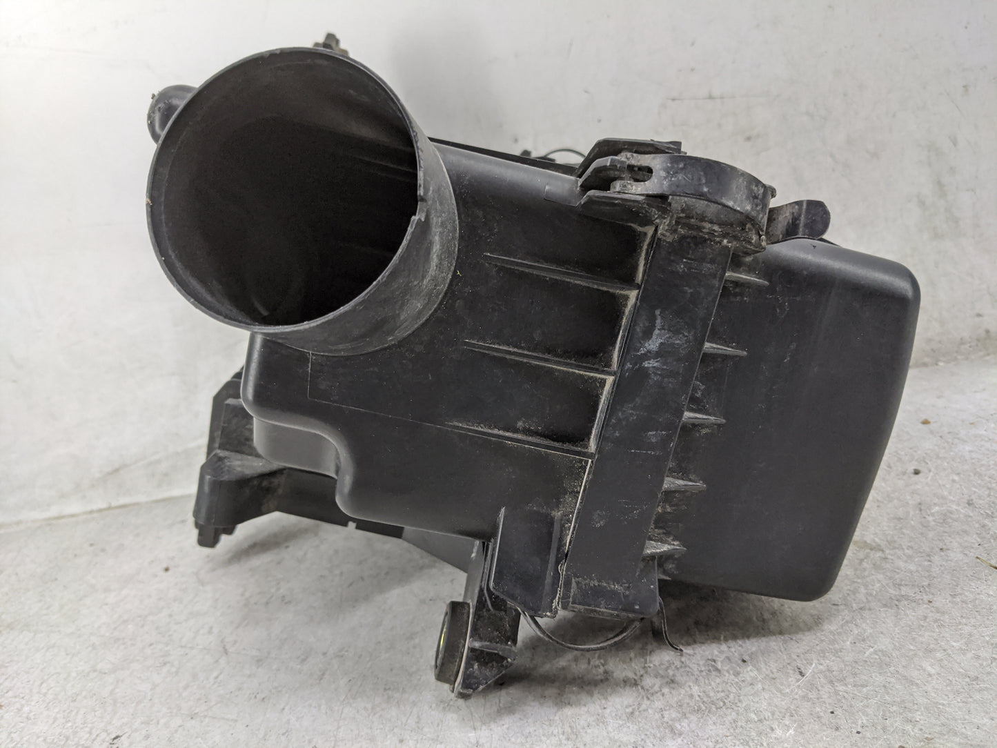 2006-2006 Hyundai Accent Air Cleaner Intake-duct Hose Tube - Oemusedautoparts1.com