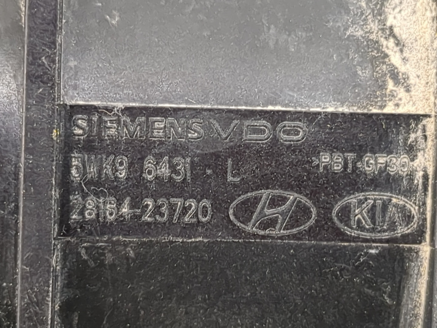 2006-2007 Hyundai Accent Mass Air Flow Meter Maf - Oemusedautoparts1.com