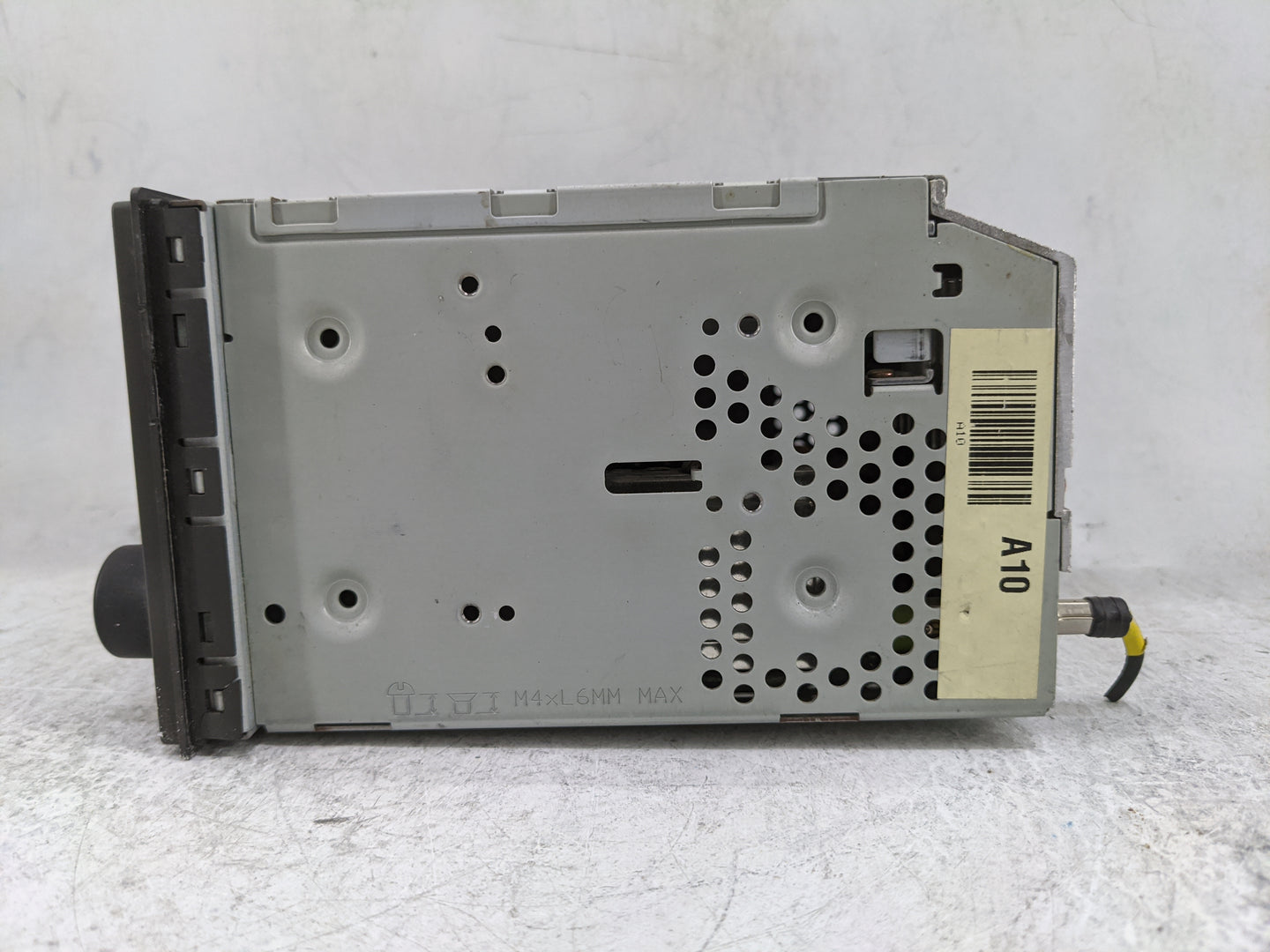 2006-2011 Hyundai Accent Radio AM FM Cd Player Receiver Replacement P/N:96100-1E480AR 961001E480AR Fits OEM Used Auto Parts 