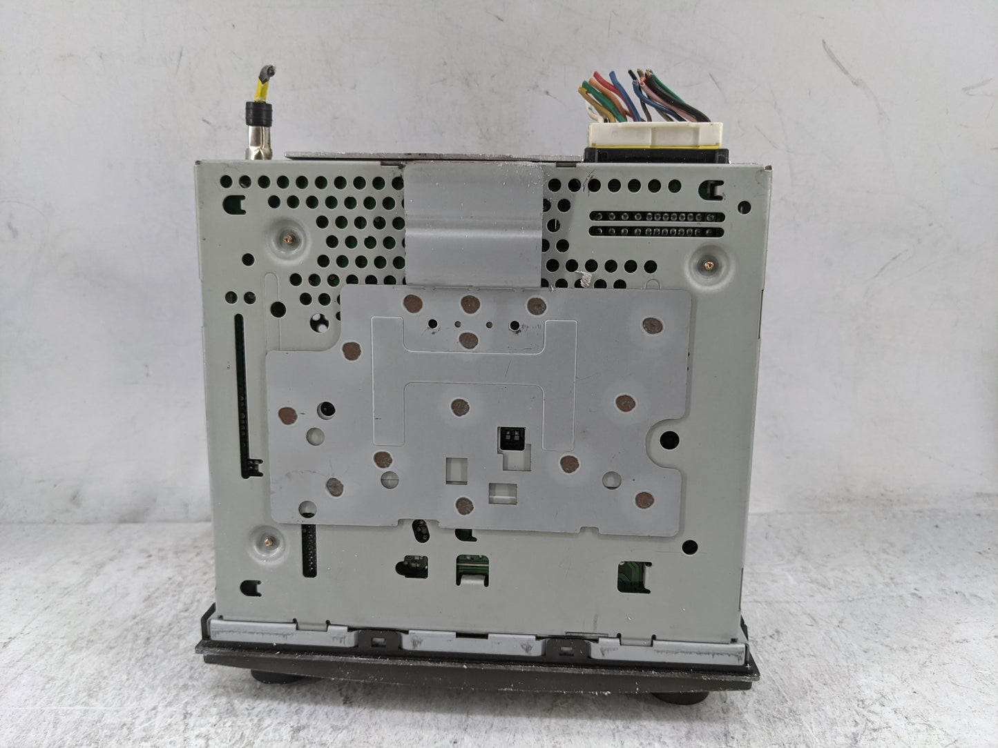2006-2011 Hyundai Accent Radio AM FM Cd Player Receiver Replacement P/N:96100-1E480AR 961001E480AR Fits OEM Used Auto Parts 