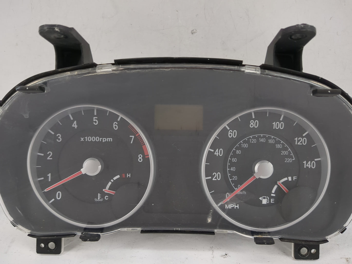 2006 Hyundai Accent Instrument Cluster Speedometer Gauges P/N:94001-1E240 Miles: Fits OEM Used Auto Parts - Oemusedautoparts
