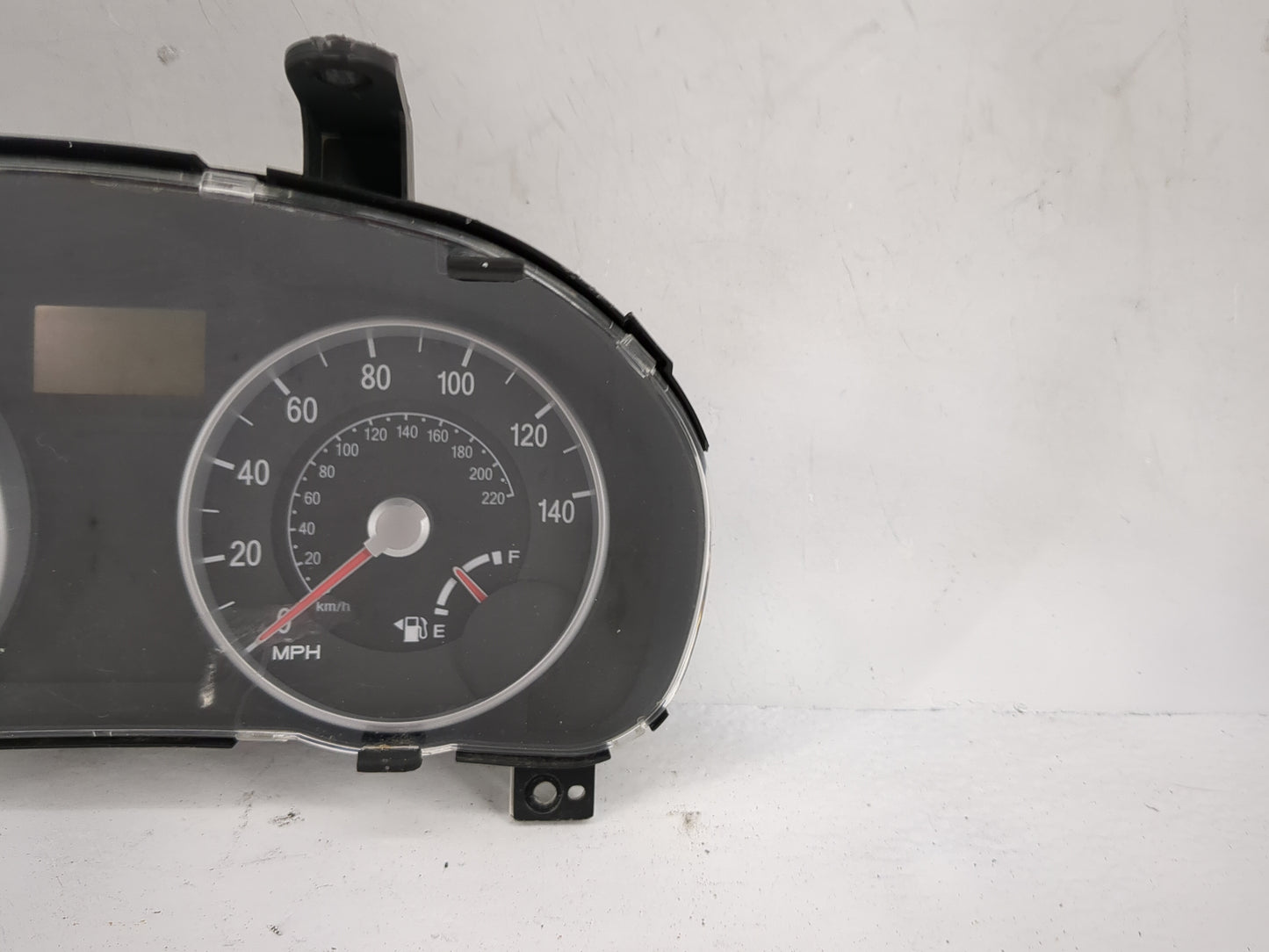 2006 Hyundai Accent Instrument Cluster Speedometer Gauges P/N:94001-1E240 Miles: Fits OEM Used Auto Parts - Oemusedautoparts