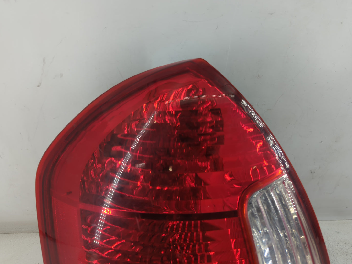 2006-2011 Hyundai Accent Tail Light Assembly Driver Left OEM P/N:93401-1E010 Fits Fits 2006 2007 2008 2009 2010 2011 OEM Use