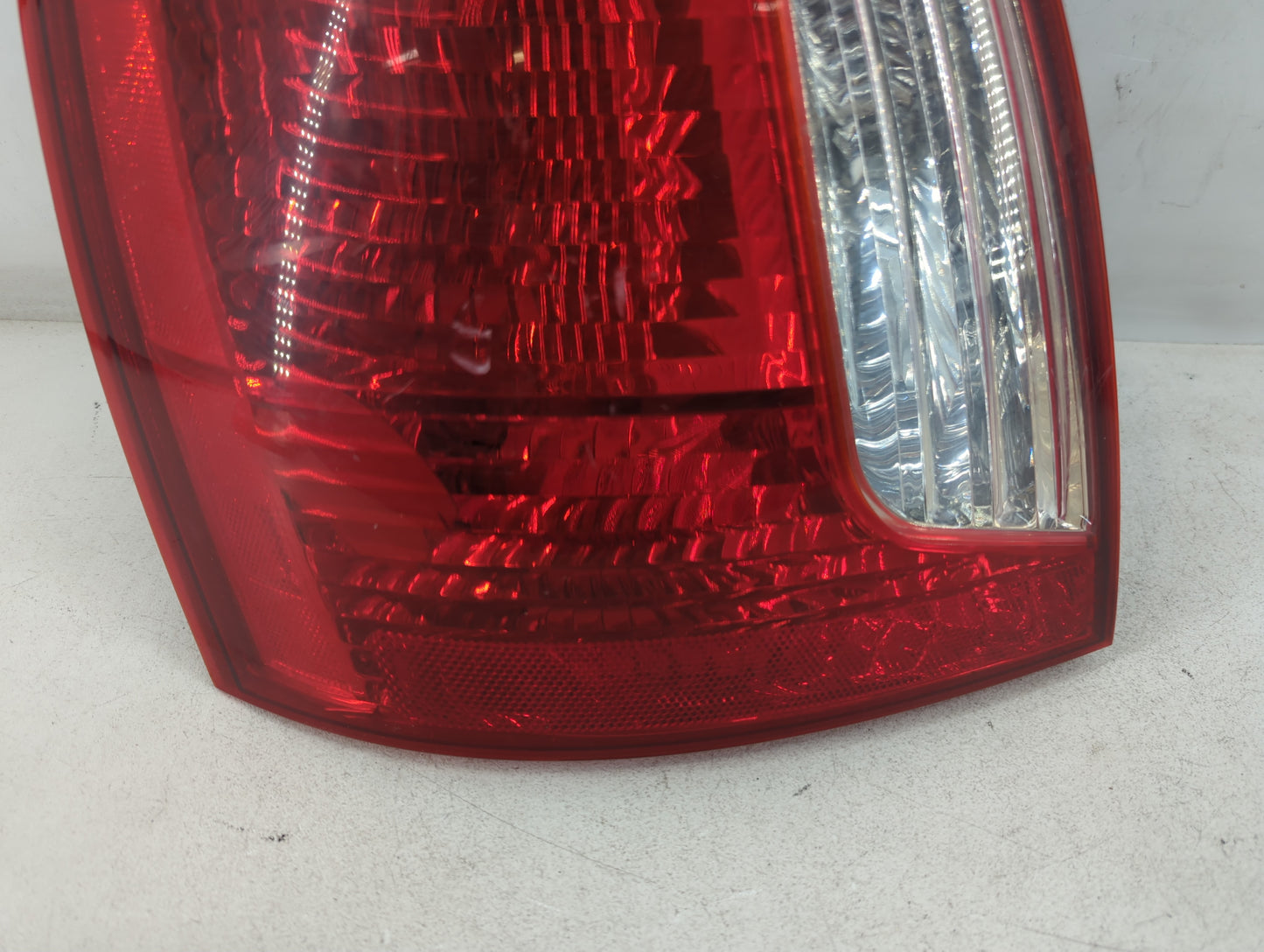 2006-2011 Hyundai Accent Tail Light Assembly Driver Left OEM P/N:93401-1E010 Fits Fits 2006 2007 2008 2009 2010 2011 OEM Use