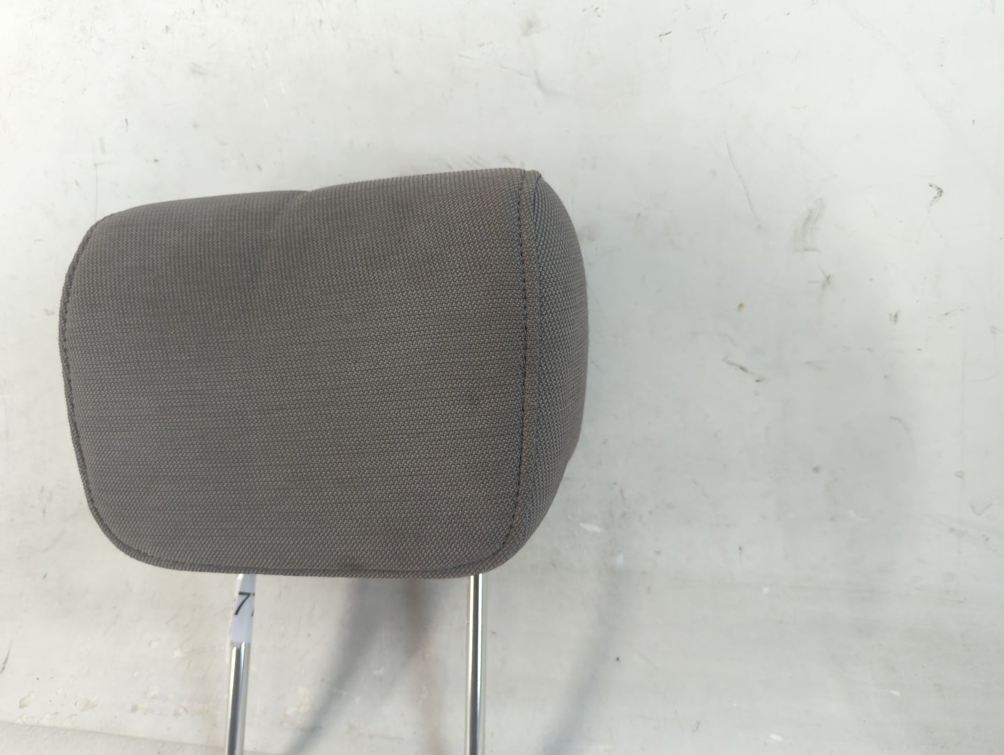 2006-2011 Hyundai Accent Headrest Head Rest Front Driver Passenger Seat Fits Fits 2006 2007 2008 2009 2010 2011 OEM Used Aut