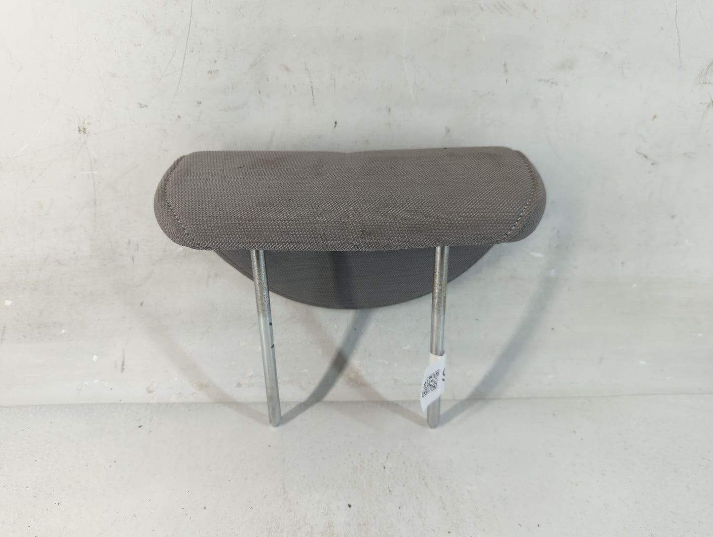2006-2011 Hyundai Accent Headrest Head Rest Rear Seat Fits Fits 2006 2007 2008 2009 2010 2011 OEM Used Auto Parts - Oemuseda