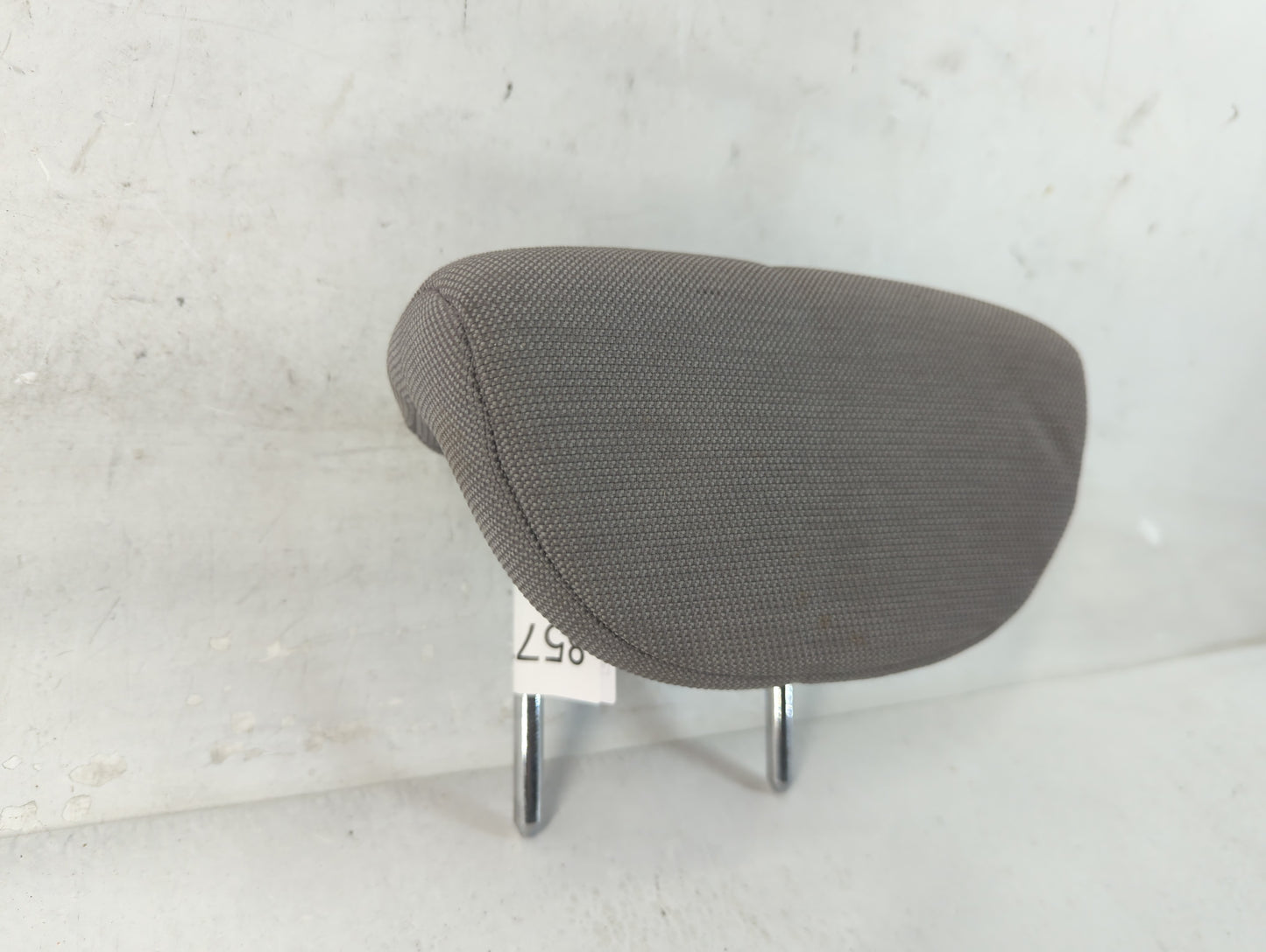 2006-2011 Hyundai Accent Headrest Head Rest Rear Center Seat Fits Fits 2006 2007 2008 2009 2010 2011 OEM Used Auto Parts - O
