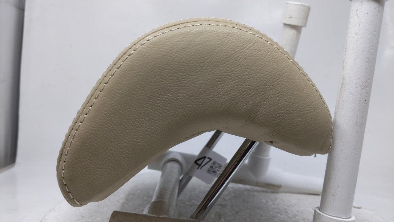 2006 Hyundai Azera Headrest Head Rest Rear Center Seat Fits OEM Used Auto Parts - Oemusedautoparts1.com