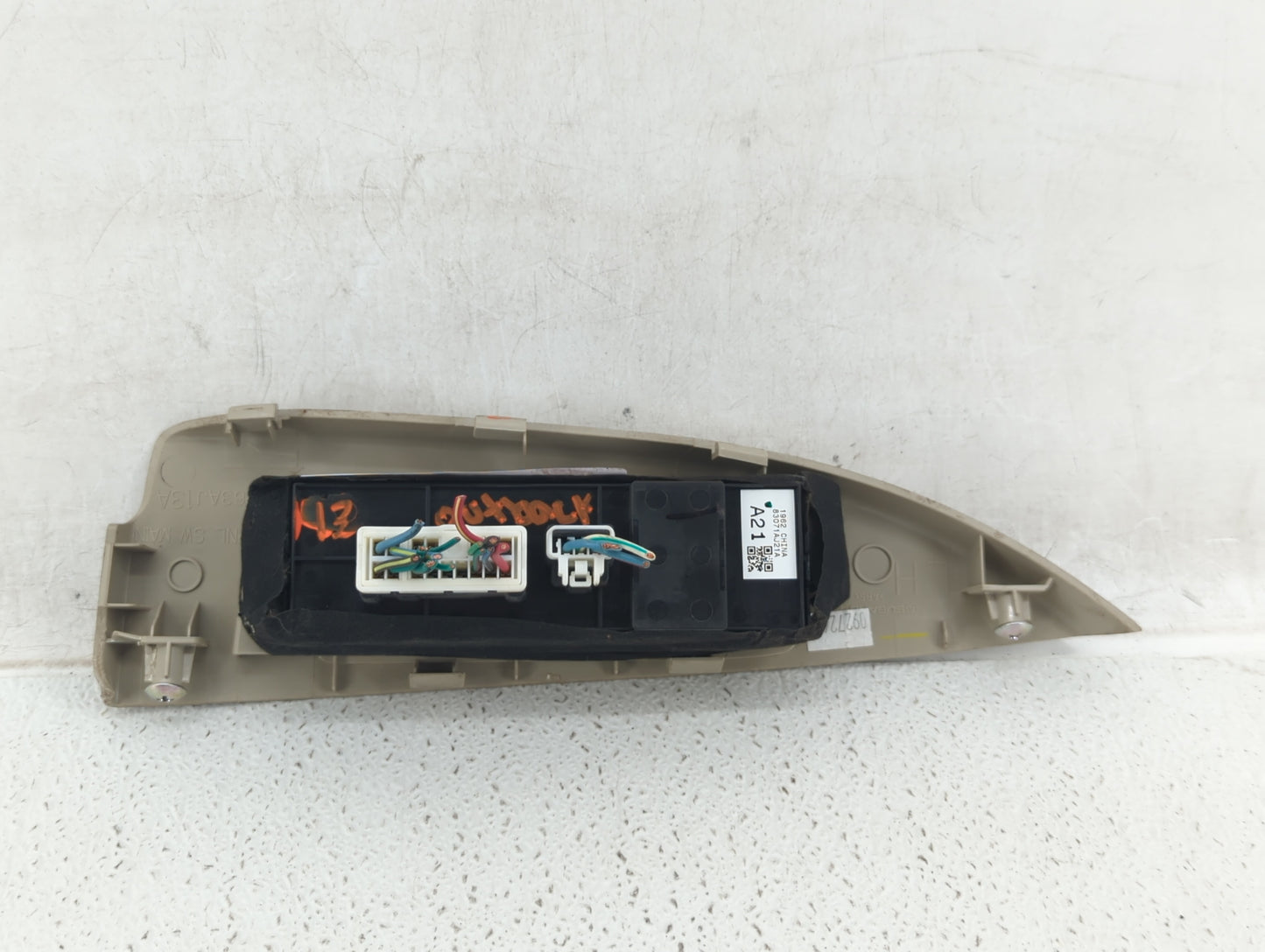 2006-2009 Hyundai Azera Master Power Window Switch Replacement Driver Side Left P/N:83071AJ21A 93570-3L400X6 Fits OEM Used A