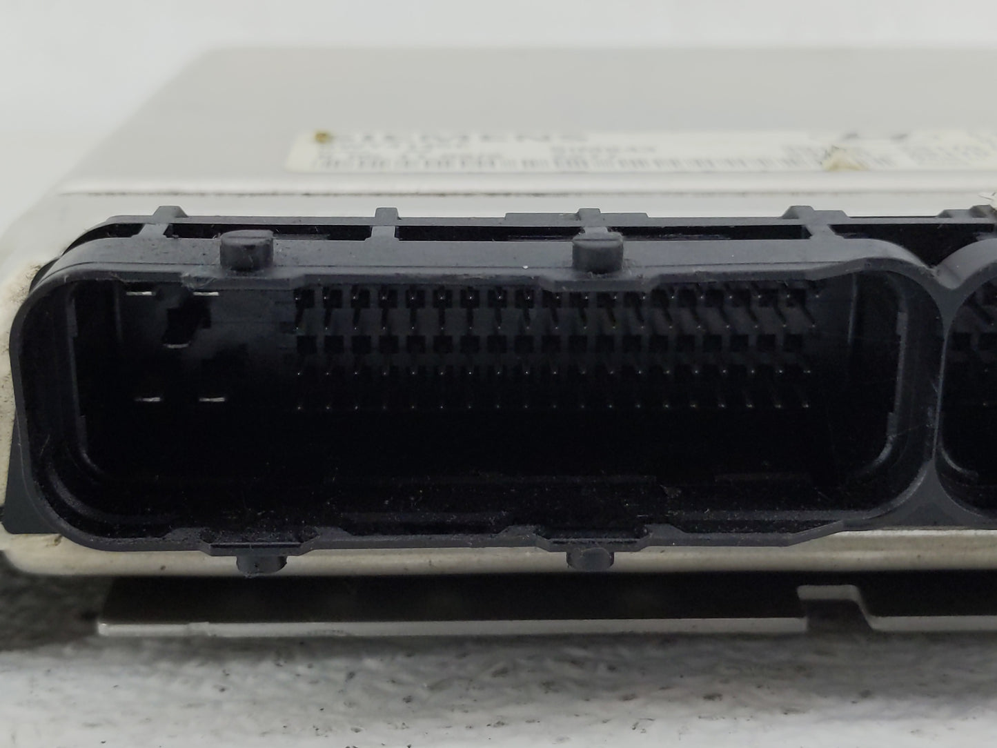 2004-2006 Hyundai Elantra PCM Engine Control Computer ECU ECM PCU OEM P/N:39130-23170 39102-23170 Fits Fits 2004 2005 2006 O