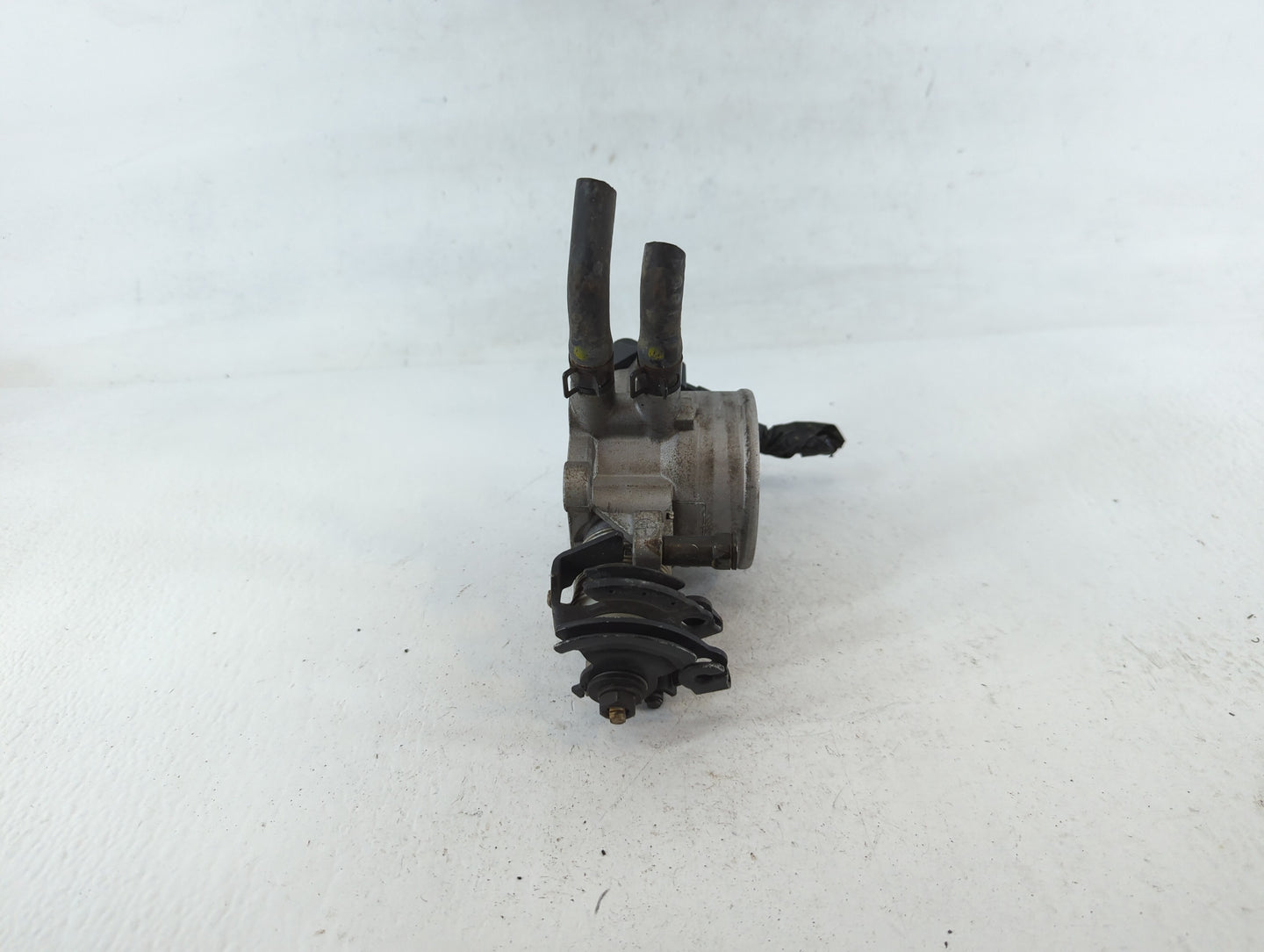 2003-2006 Hyundai Elantra Throttle Body Fits Fits 2003 2004 2005 2006 2007 2008 2009 2010 OEM Used Auto Parts - Oemusedautop