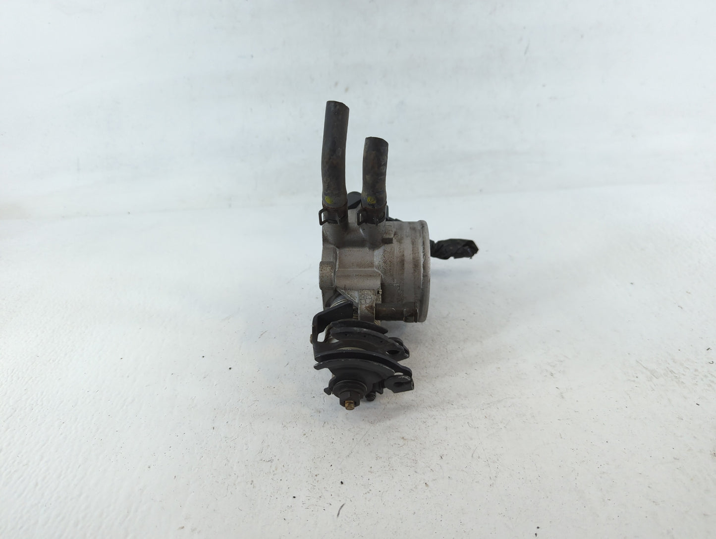 2003-2006 Hyundai Elantra Throttle Body Fits Fits 2003 2004 2005 2006 2007 2008 2009 2010 OEM Used Auto Parts - Oemusedautop
