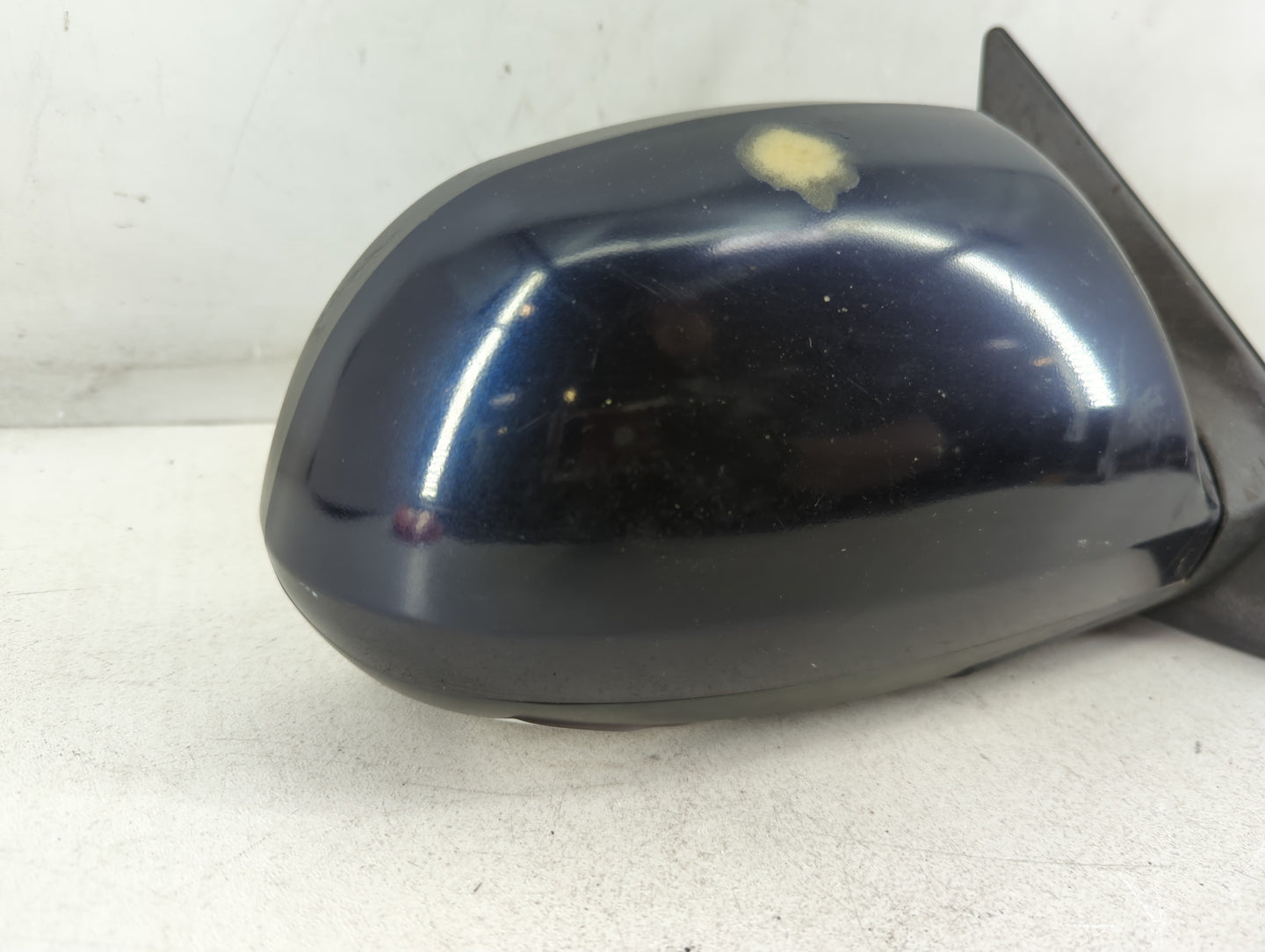 2001-2006 Hyundai Elantra Passenger Right Side View Manual Door Mirror - Oemusedautoparts1.com
